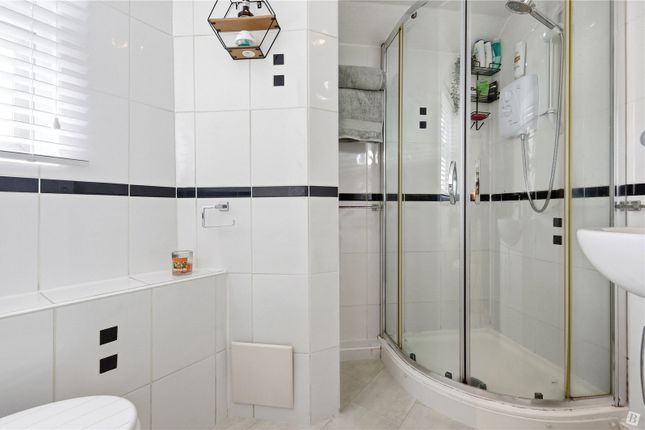 18, Tallow Gate, Chelmsford photo 4