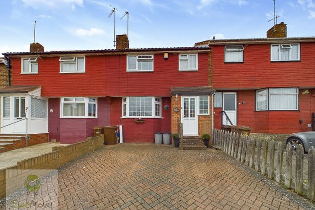 Thumbnail Terraced house for sale in Barnaby Terrace, Rochester