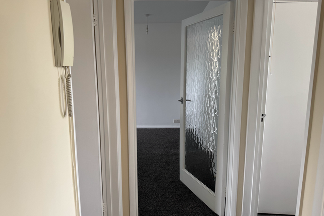 Addlestone House, Chertsey Road, Addlestone photo 4