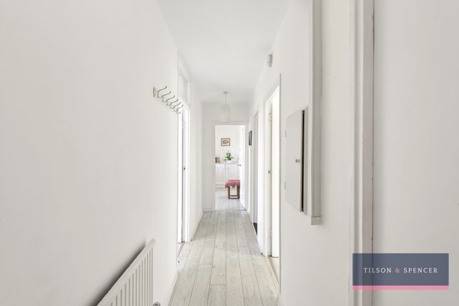 58, Cornwall Road, London photo 4