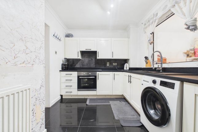 15, Beech Terrace, Larkhall photo 4