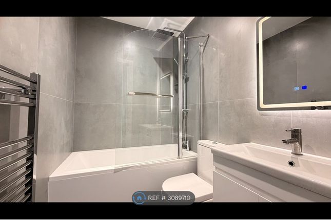 Hinton Road, London photo 4