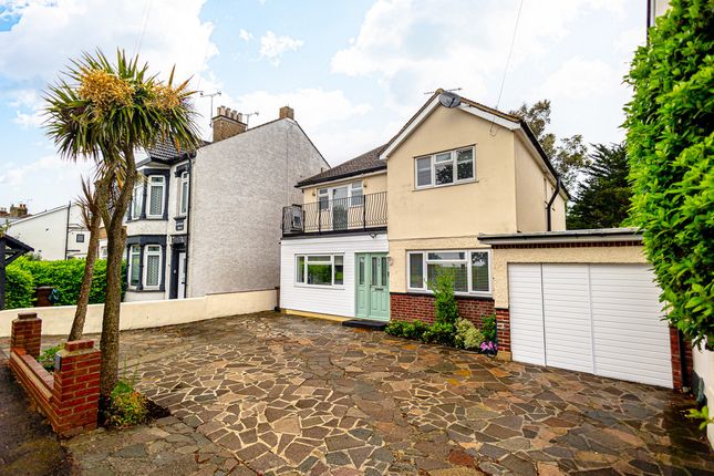 Thumbnail Detached house for sale in London Road, Benfleet