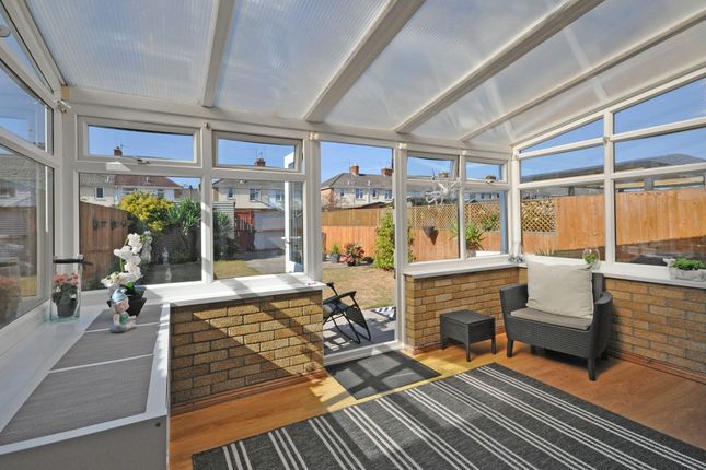 44, Maesglas Avenue, Newport photo 3
