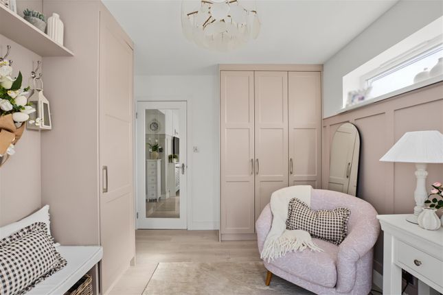 6, Iona Drive, Nottingham photo 4