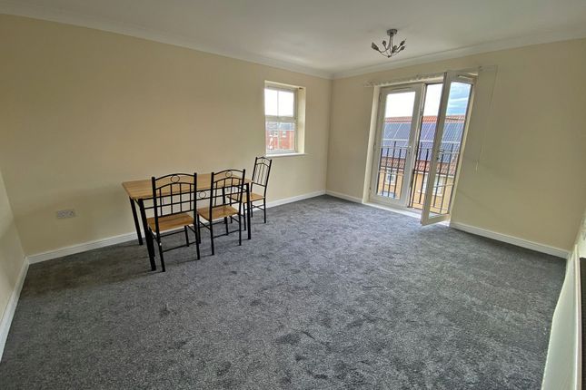 41, De Havilland Square, Ilford photo 3