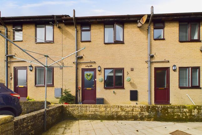Thumbnail Terraced house for sale in Albert Court, Buxton