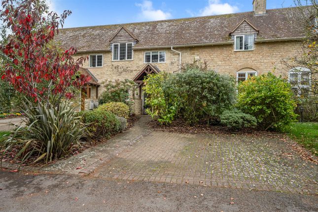 3 Coachouse Mews-38.Jpg