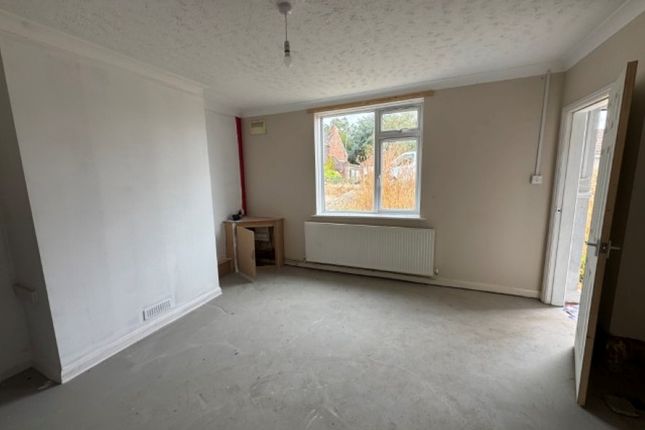 77 High Road, Tilney Cum Islington, King's Lynn photo 2