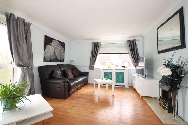 Flat for sale in Manor Road, Upper Beeding, Steyning
