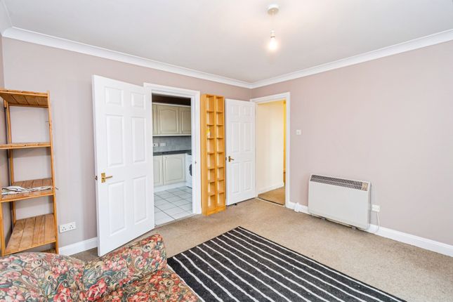Flat 15, Basing House, 350, Shirley Road, Hampshire photo 4