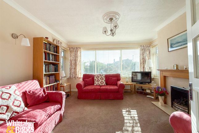 8, Manor Close, Congleton photo 3