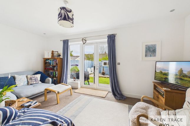 15A, Trenovissick Road, Par photo 2