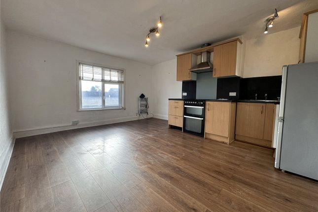 Thumbnail Flat to rent in Halifax Road, Rochdale, Greater Manchester