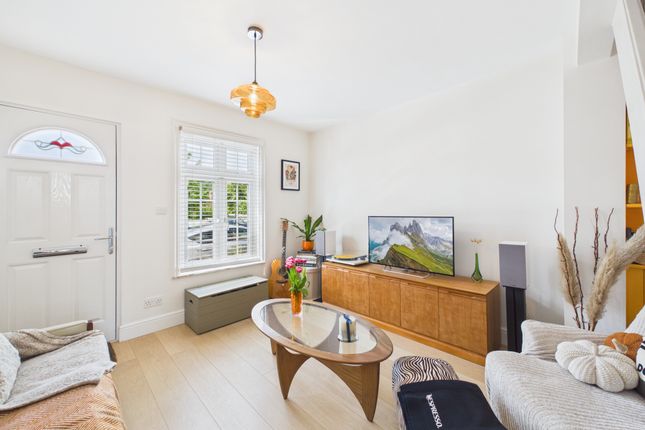 8, Easton Terrace, High Wycombe, Buckinghamshire, HP13 6AF photo 4