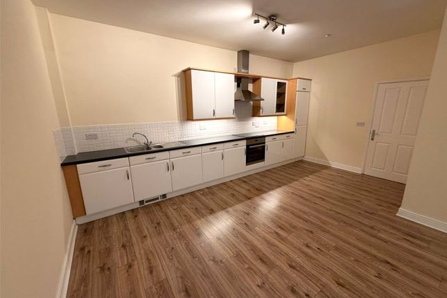 18, Kiers Court, Bolton photo 2