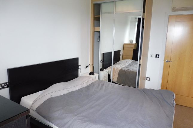 Flat to rent in Briton Street, Southampton