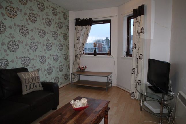 Flat to rent in Strathmartine Road, Dundee