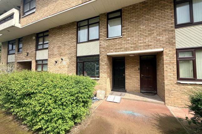 3, Kenilworth Court, Washington photo 2