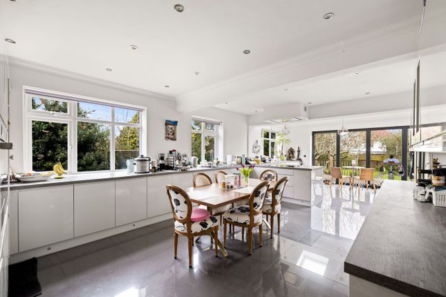 114, Shorncliffe Road, Folkestone photo 4