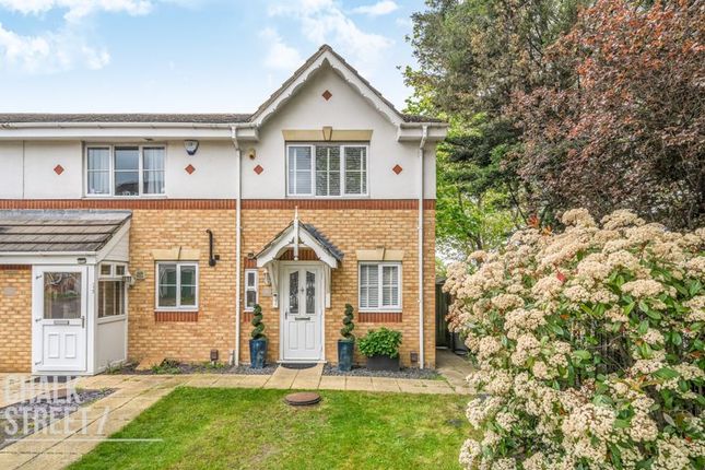 End terrace house for sale in Bancroft Chase, Hornchurch