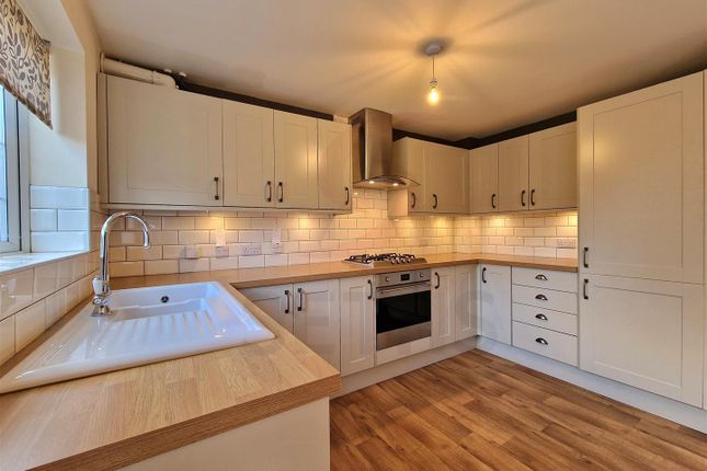 14, Buddon Close, Leicester photo 4