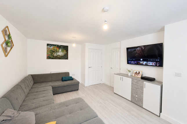 68, Braganza Drive, Staplehurst photo 3
