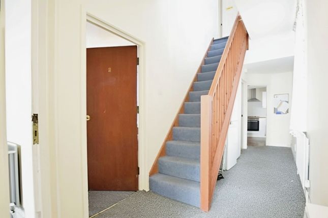 2 Lytton Road, Bournemouth photo 4