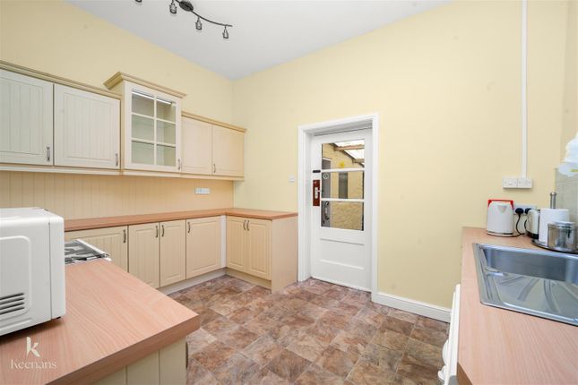 145, Walmersley Road, Bury photo 4