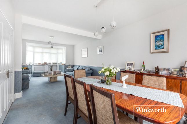 Semi-detached house for sale in Broughton Avenue, Finchley, London