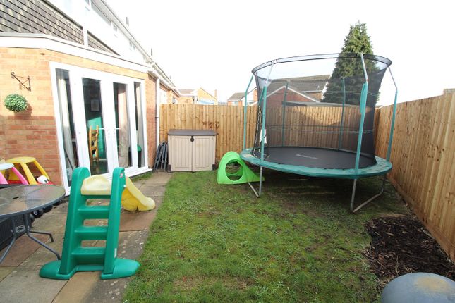 End terrace house for sale in Poplar Avenue, Lutterworth