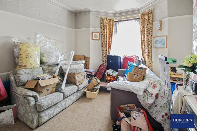 58, Oakleigh Road, Bradford photo 4