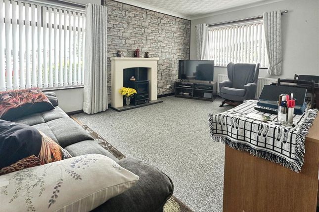 51, Lon Derw, Abergele photo 4