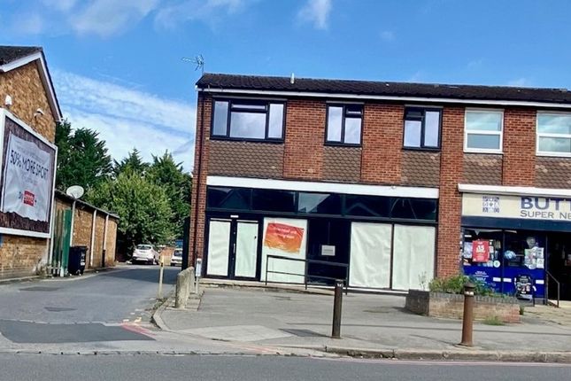 Retail premises to let in 74 School Road, Tilehurst, Reading, Berkshire