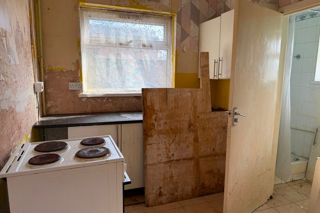 56 New Dock Road, Llanelli photo 5