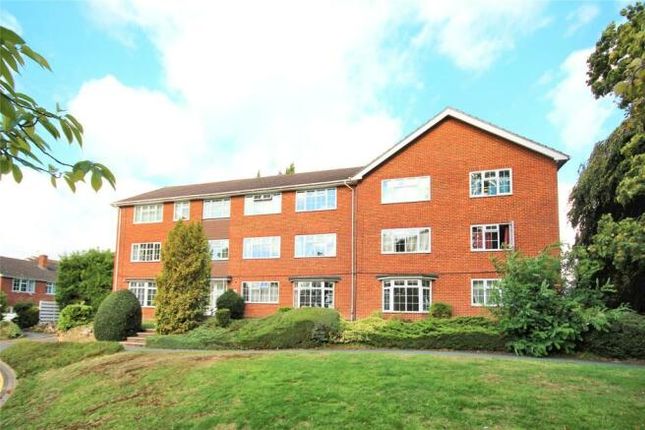 Flat to rent in Brooklyn Court, Woking