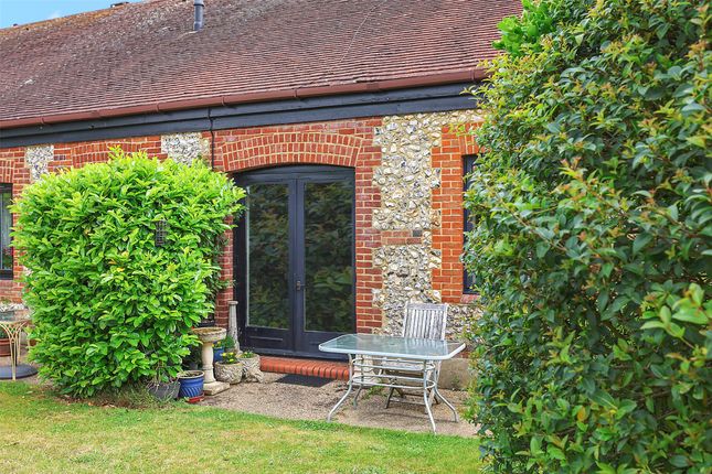 36, Sondes Farm, Dorking photo 4