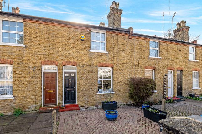 2-bed house on 117, Chipstead Valley Road, Coulsdon, £450,000