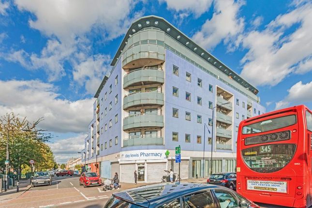 Thumbnail Flat to rent in Marmont Road, London