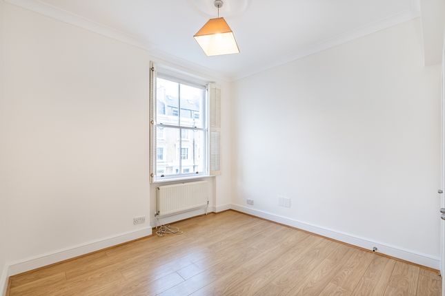 Flat to rent in Lexham Gardens, London