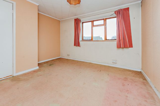 Maisonette for sale in Shooters Road, Enfield