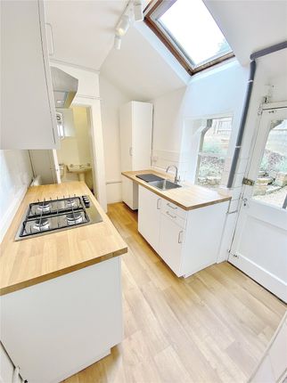 6, Whitehall, Stroud photo 3
