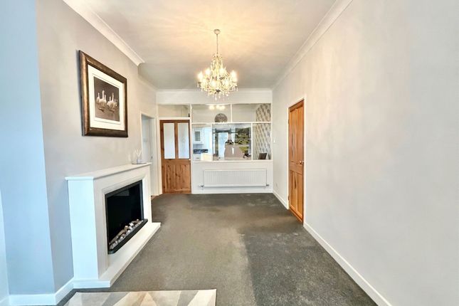24 Meadow Way, Stoke-On-Trent photo 2