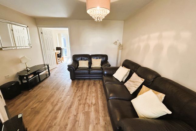 15, Gelli Deg, Swansea photo 3