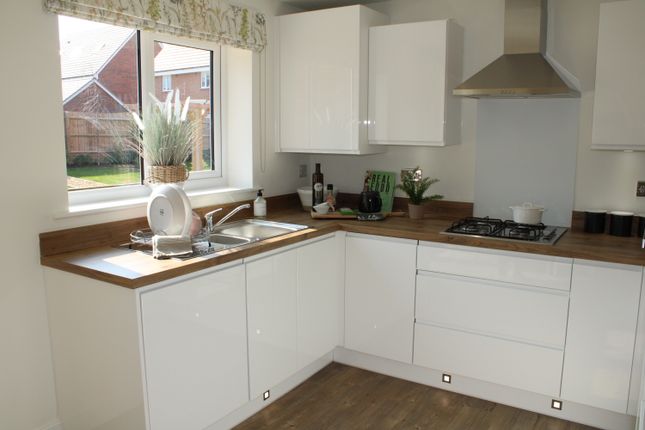 60, Stratford-upon-Avon photo 4