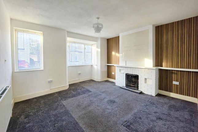 Seaview Road, Southend-On-Sea photo 2