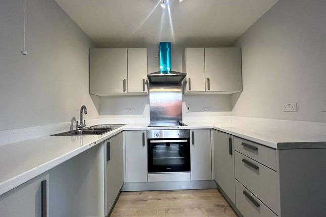 127 Blackburn Street, Salford photo 4