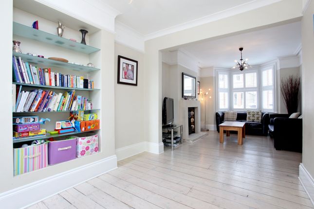9, Devereux Road, Windsor photo 4