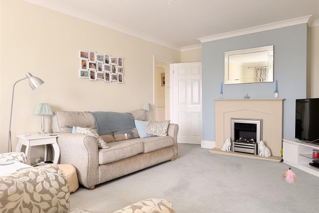 8, Rhandirfelin, Llanelli photo 4