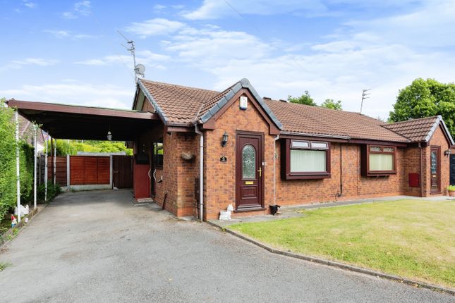 Thumbnail Semi-detached bungalow for sale in Hawthorn Road, Manchester